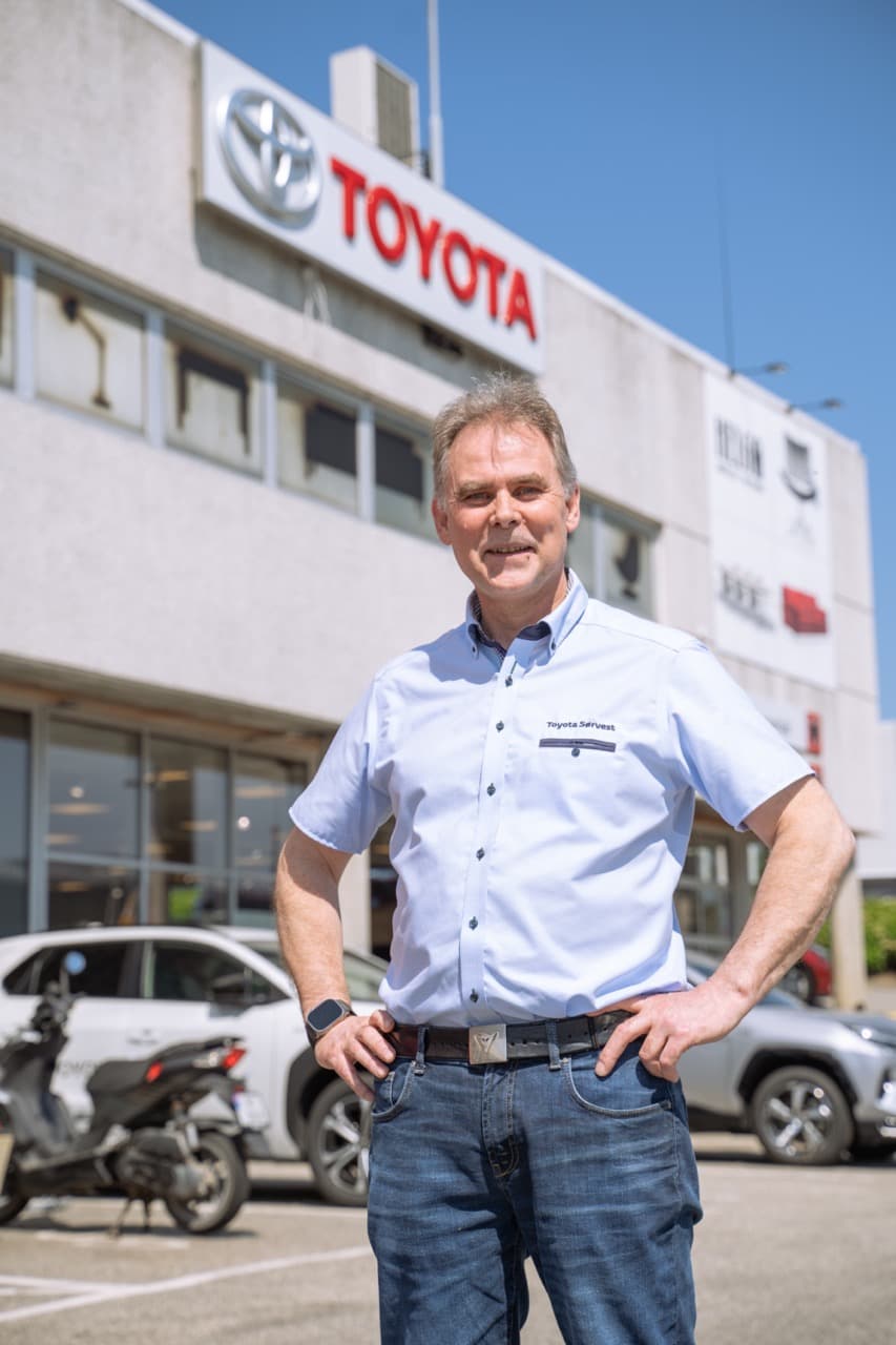 Verkstedhallen hos Toyota Sørvest med nytt energiovervåkningssystem